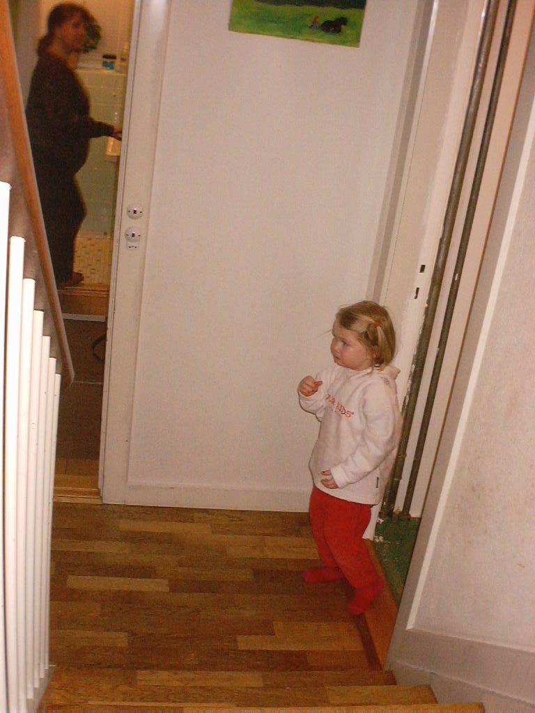feb2002-2