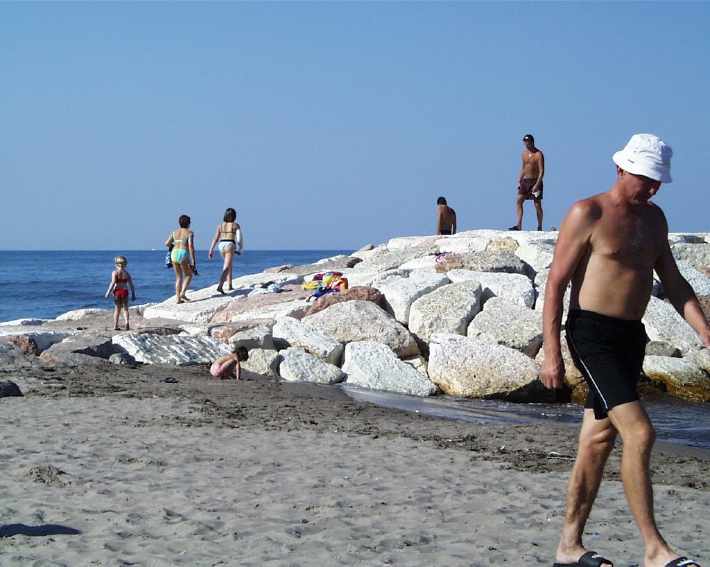 PIC00027